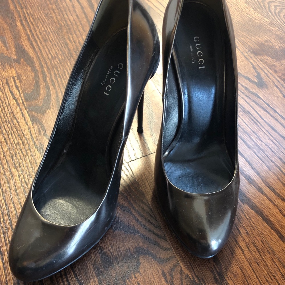 Gucci heels